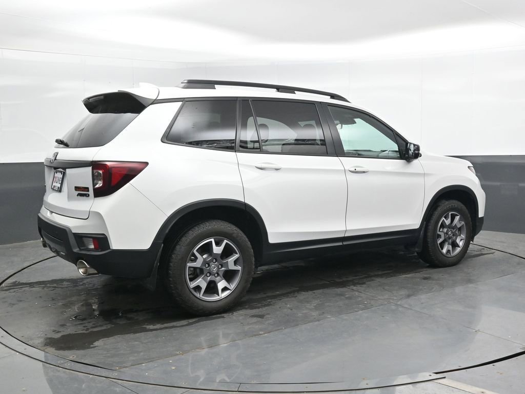 Used 2022 Honda Passport TrailSport image 4