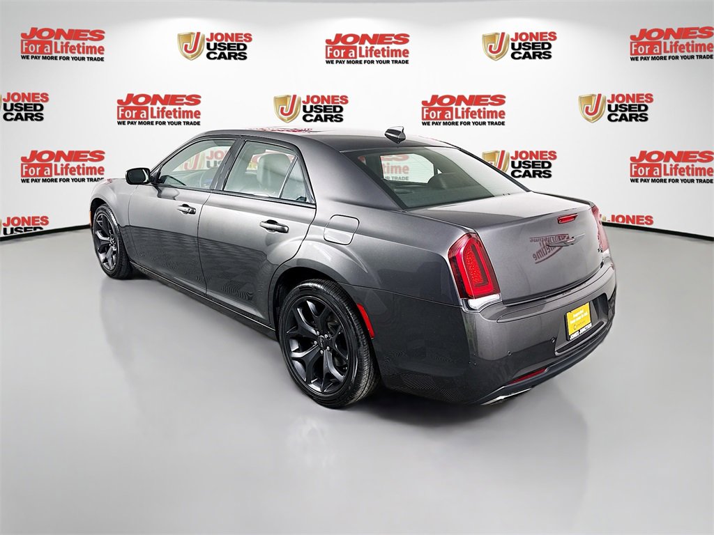 Used 2023 Chrysler 300 S image 2