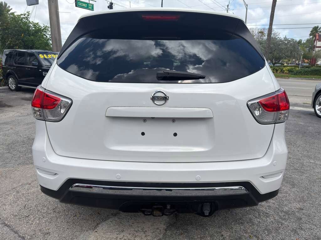 Used 2014 Nissan Pathfinder Platinum w/ Platinum Premium Package image 4