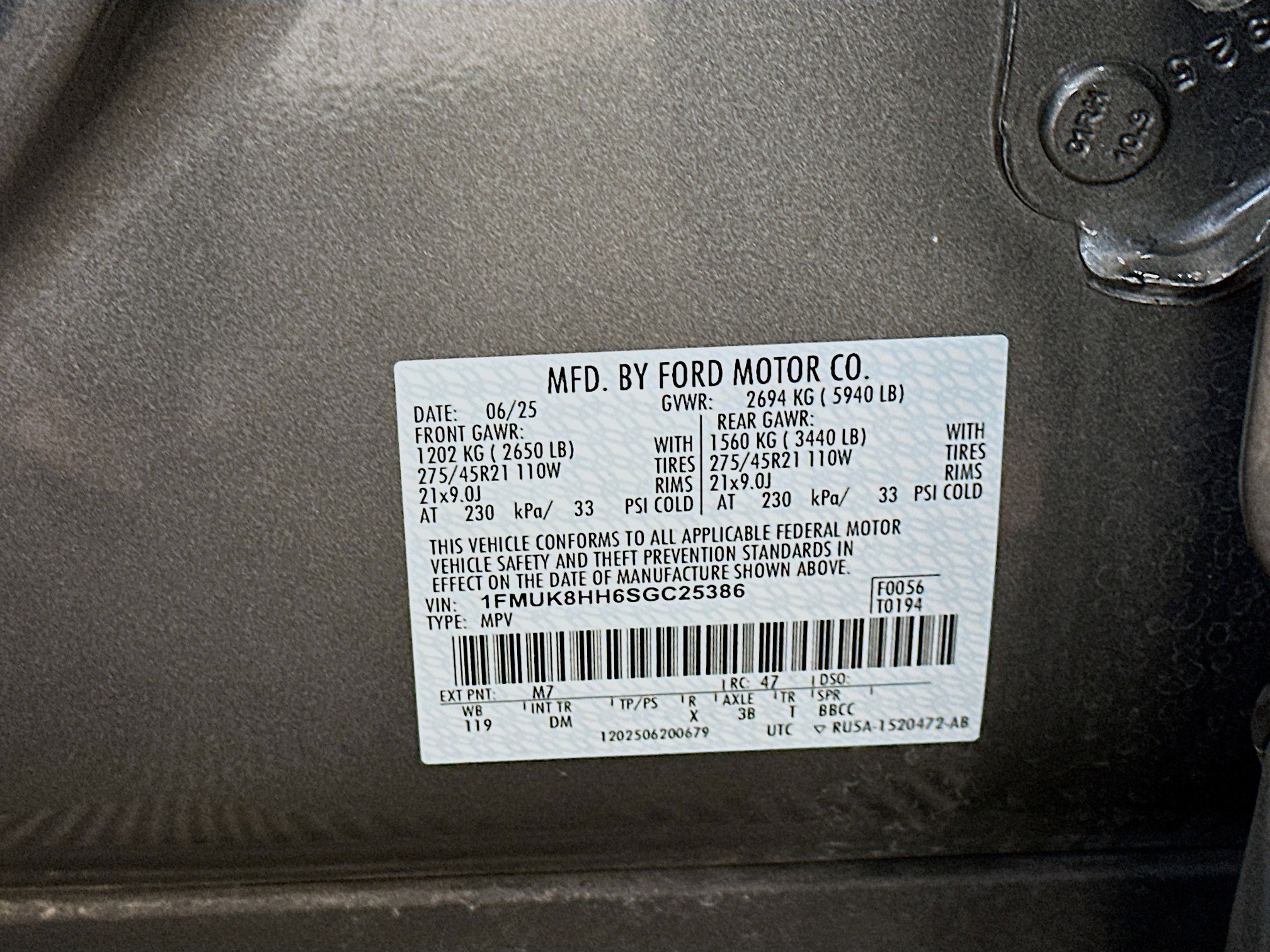 Used 2025 Ford Explorer Platinum w/ LUX Leather Package image 12