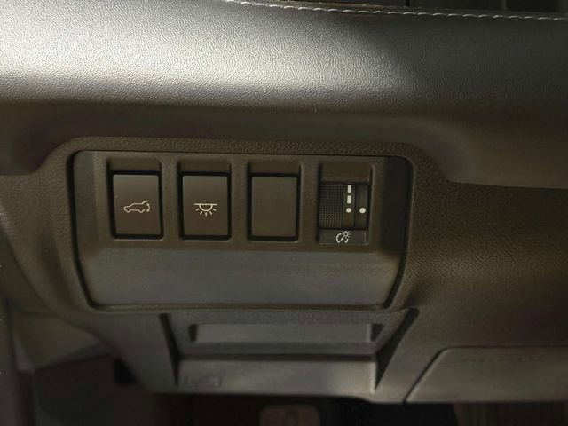 Used 2025 Subaru Ascent Touring image 22