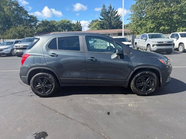 Used 2019 Chevrolet Trax LS w/ Tint and Cruise Package FWD image 5