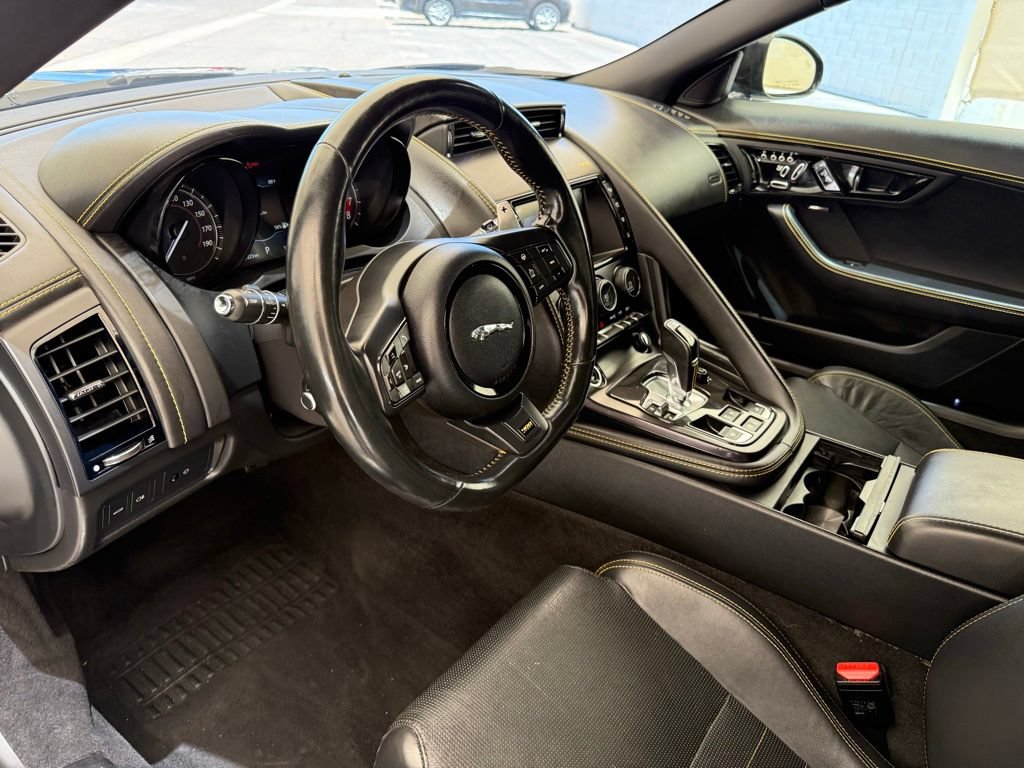Used 2018 Jaguar F-TYPE 400 Sport RWD image 22