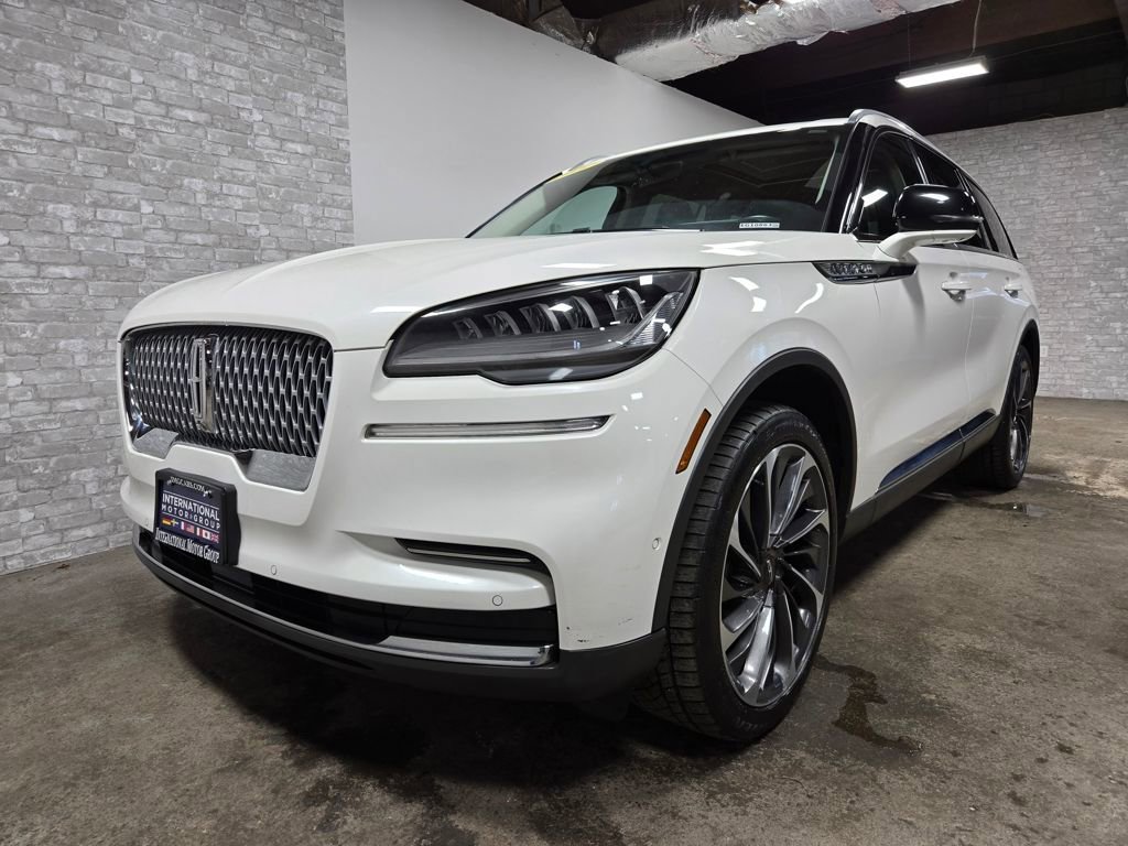 Used 2022 Lincoln Aviator Reserve w/ Equipment Group 201A image 5