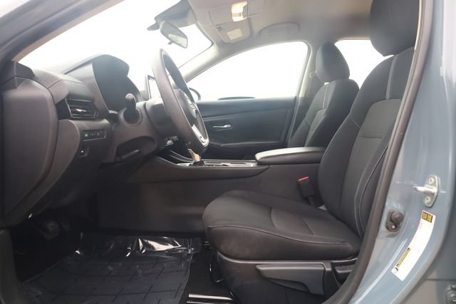Used 2024 Nissan Sentra SV FWD image 14