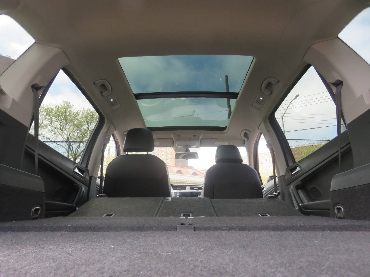 Used 2020 Volkswagen Tiguan S FWD image 27