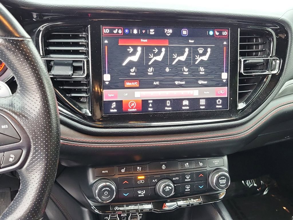 Used 2023 Dodge Durango GT image 8