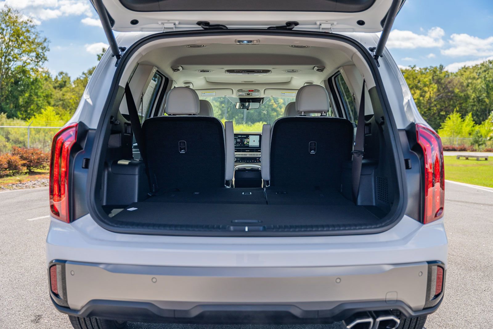 New 2025 Kia Telluride S image 10