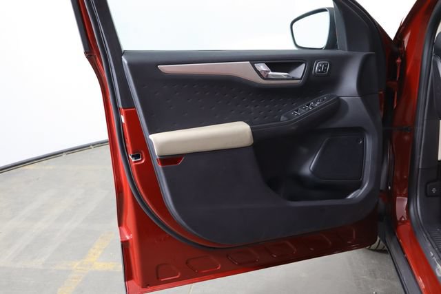 Used 2020 Ford Escape SEL FWD image 19