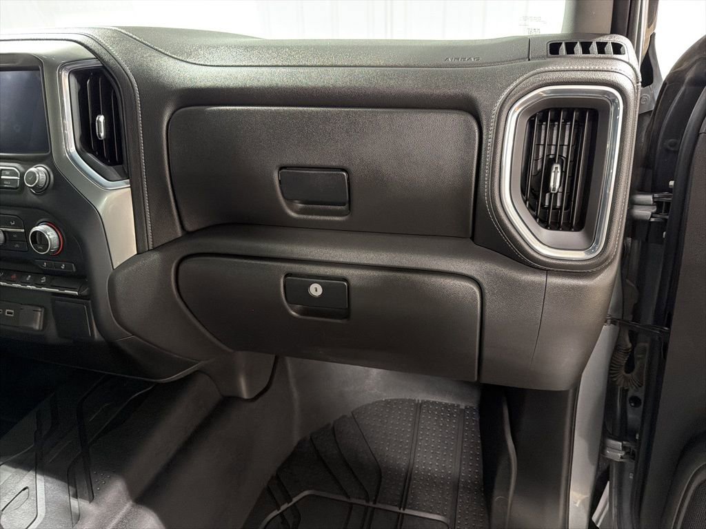 Used 2021 Chevrolet Silverado 1500 RST image 24