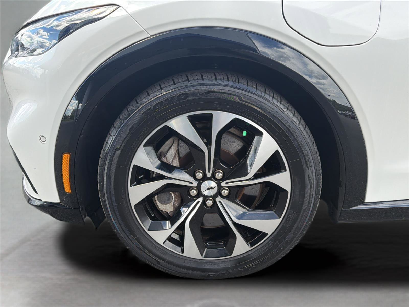 Used 2021 Ford Mustang Mach-E Premium AWD/4WD image 41