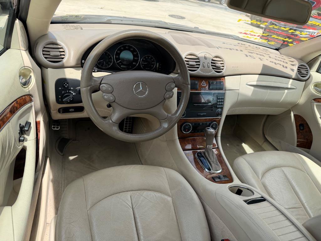 Used 2007 Mercedes-Benz CLK 350 Cabriolet image 4