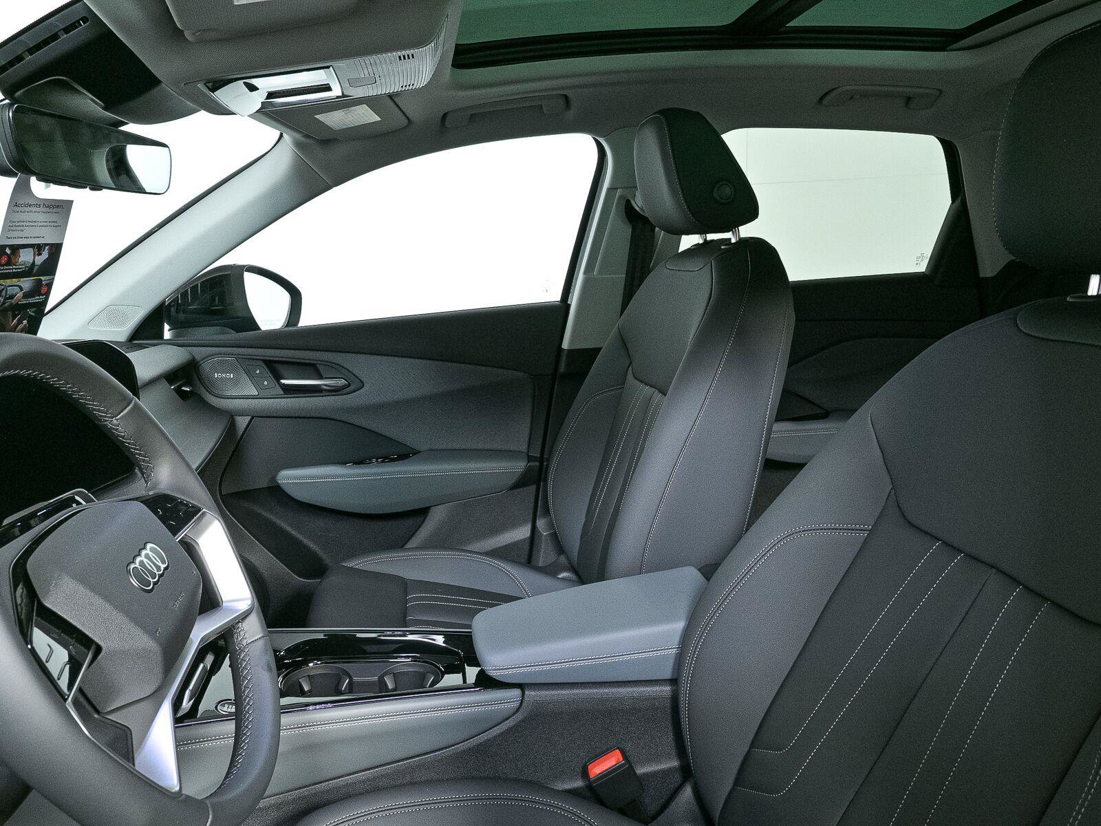 New 2026 Audi Q3 quattro 2.0T AWD/4WD image 6