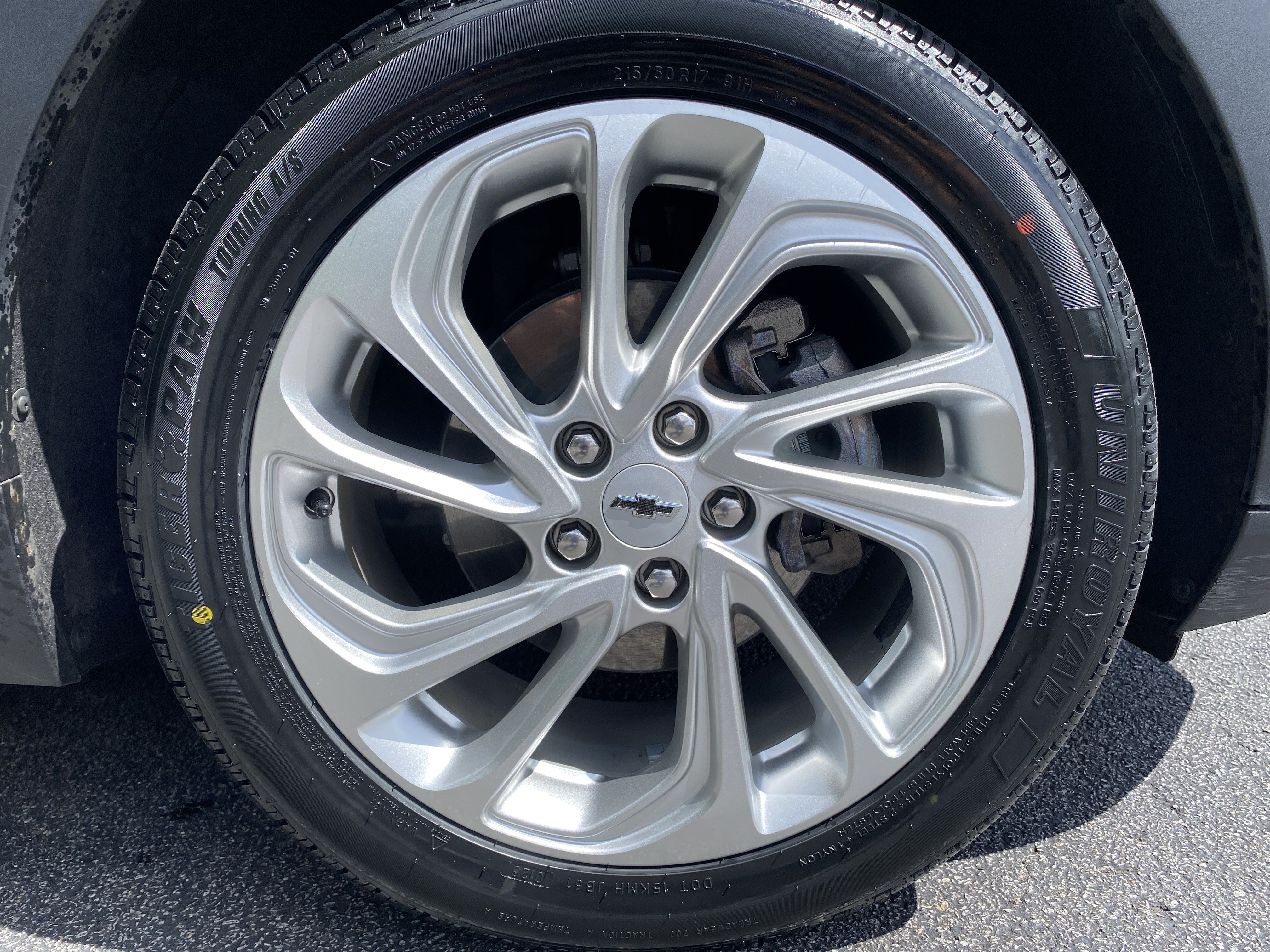 Used 2023 Chevrolet Bolt EUV LT w/ Driver Confidence Package FWD image 38