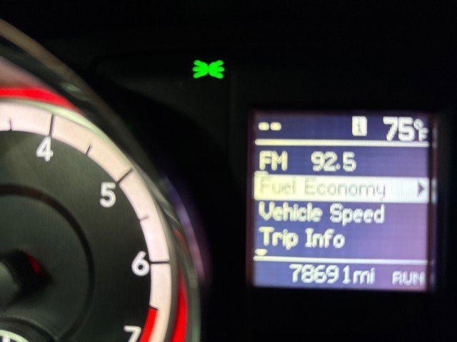 Used 2017 Dodge Grand Caravan SXT w/ Rear Park Assist Package FWD image 18