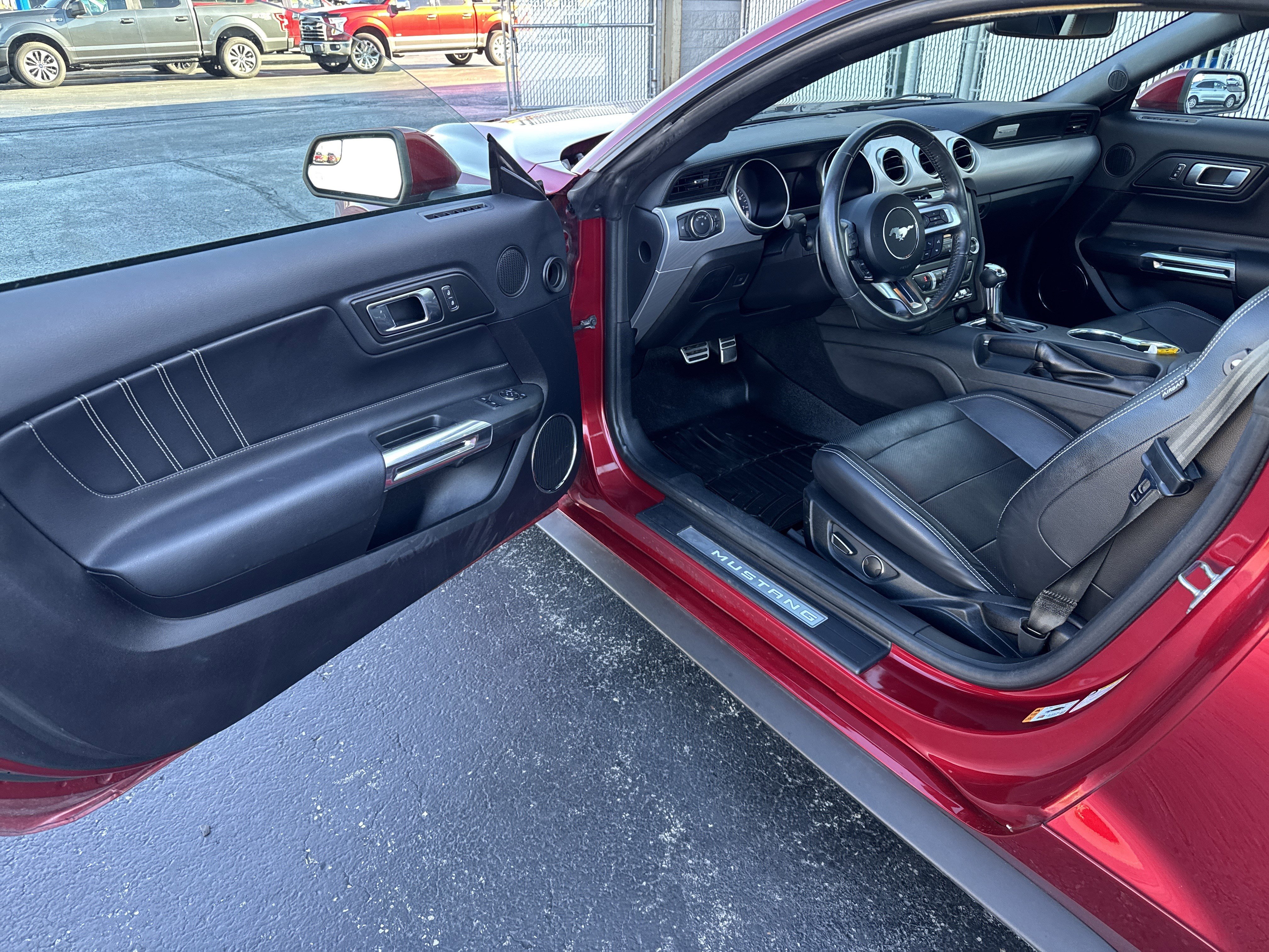 Certified 2019 Ford Mustang GT Premium image 18