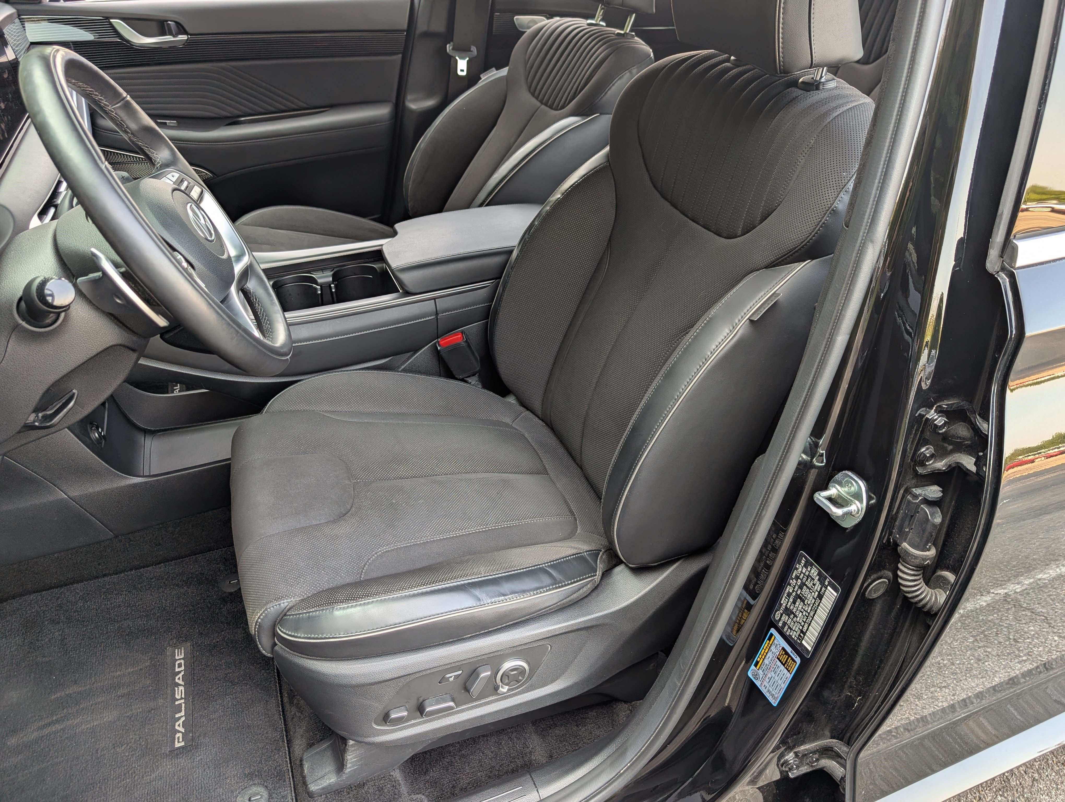 Used 2024 Hyundai Palisade Calligraphy AWD/4WD image 17