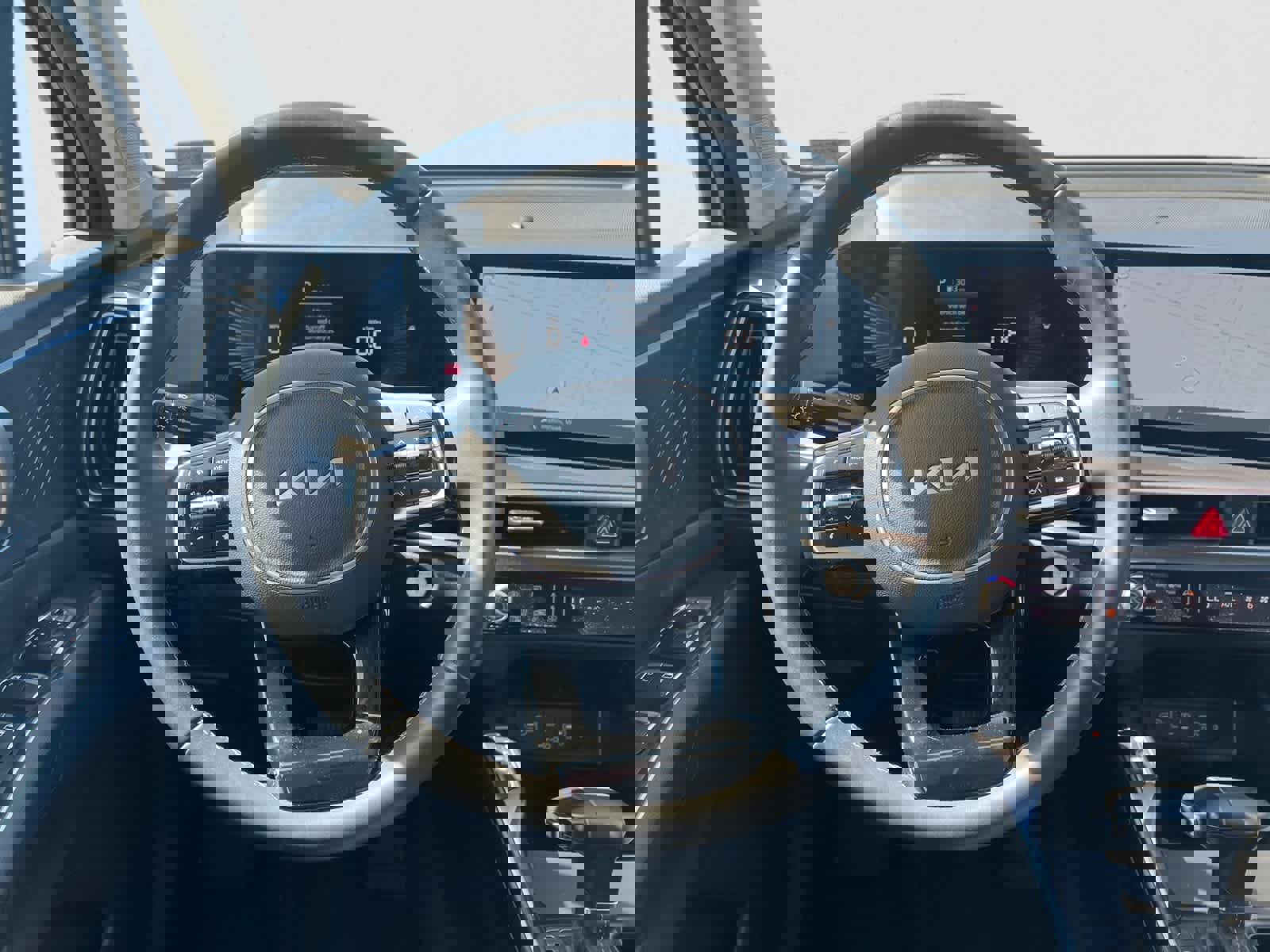 Certified 2025 Kia Sorento S image 14