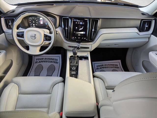 Used 2021 Volvo XC60 T5 Inscription w/ Advanced Package image 18