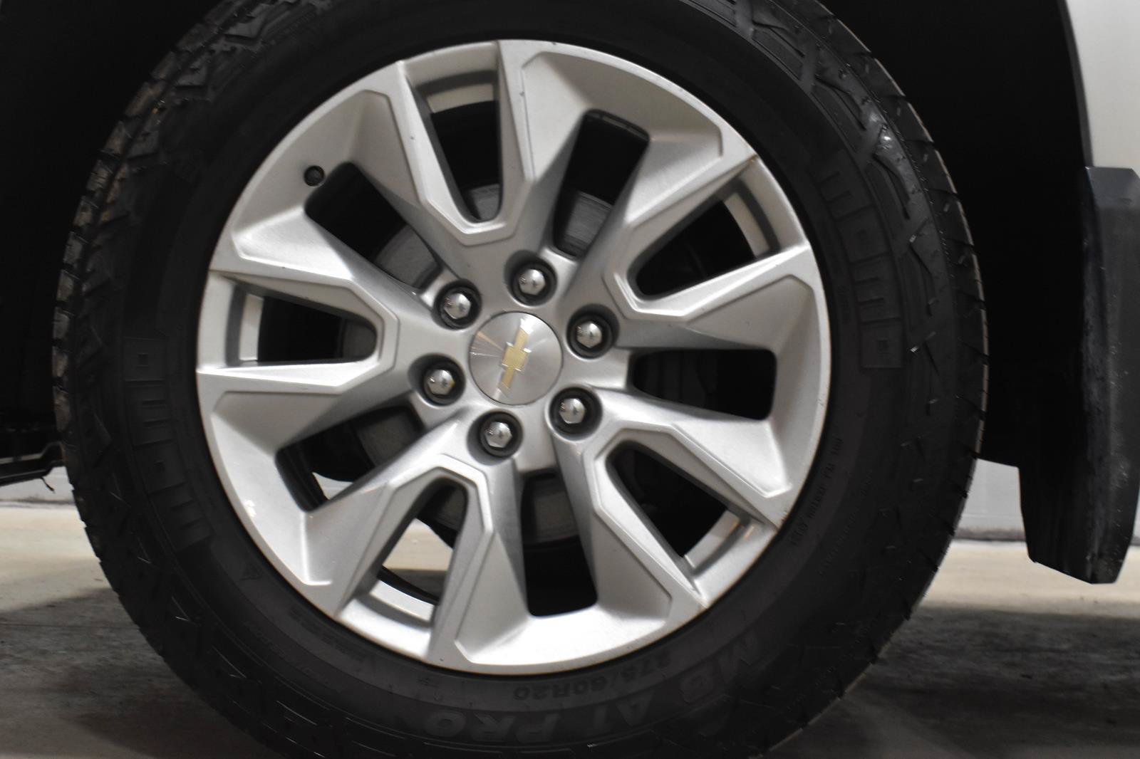 Used 2022 Chevrolet Silverado 1500 Custom w/ LPO, Dark Essentials Package AWD/4WD image 29