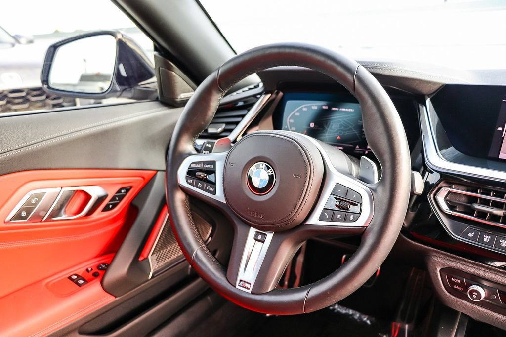 Used 2022 BMW Z4 M40i w/ Premium Package RWD image 17