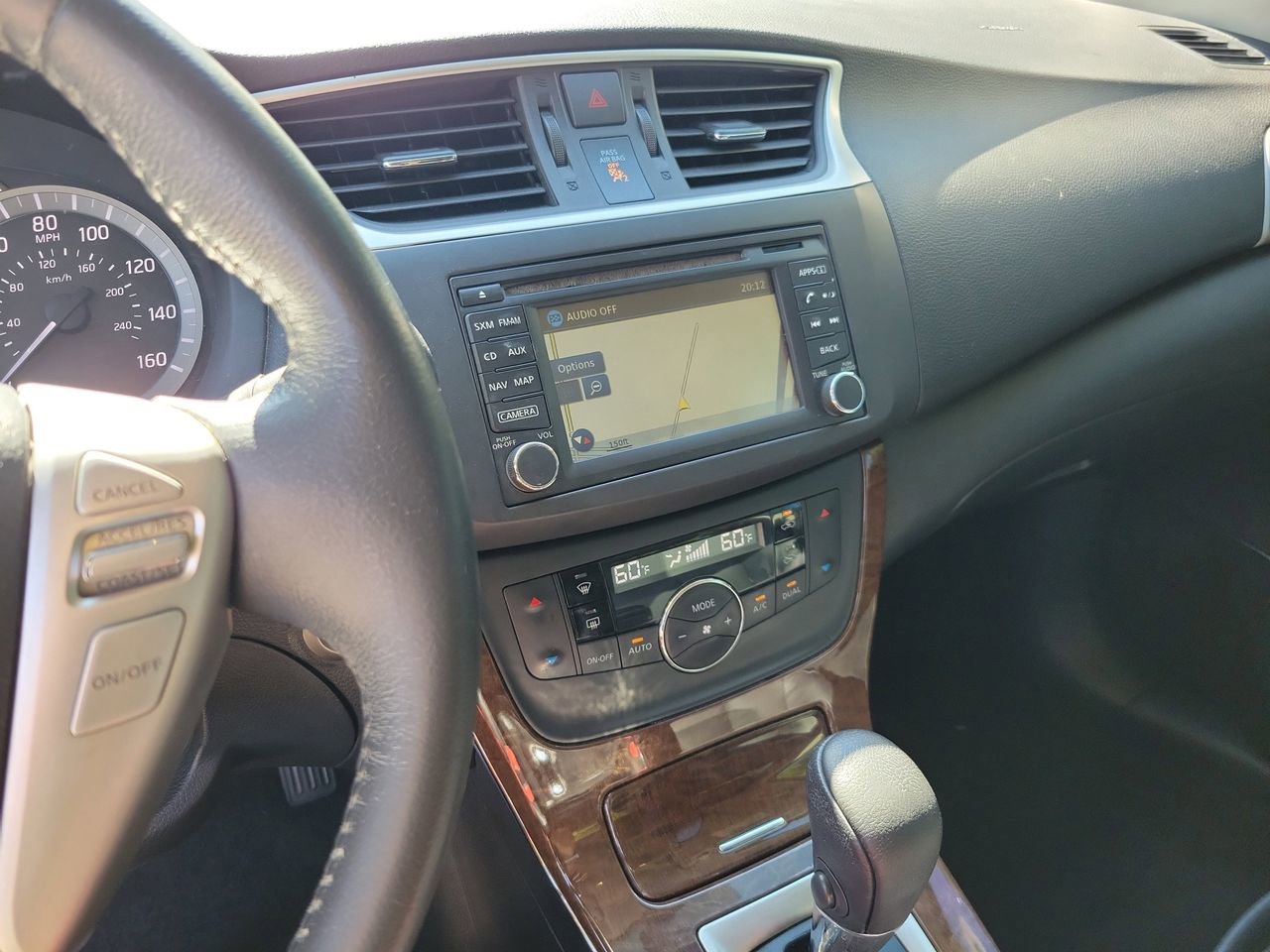 Used 2015 Nissan Sentra SL w/ Navigation Package FWD image 23