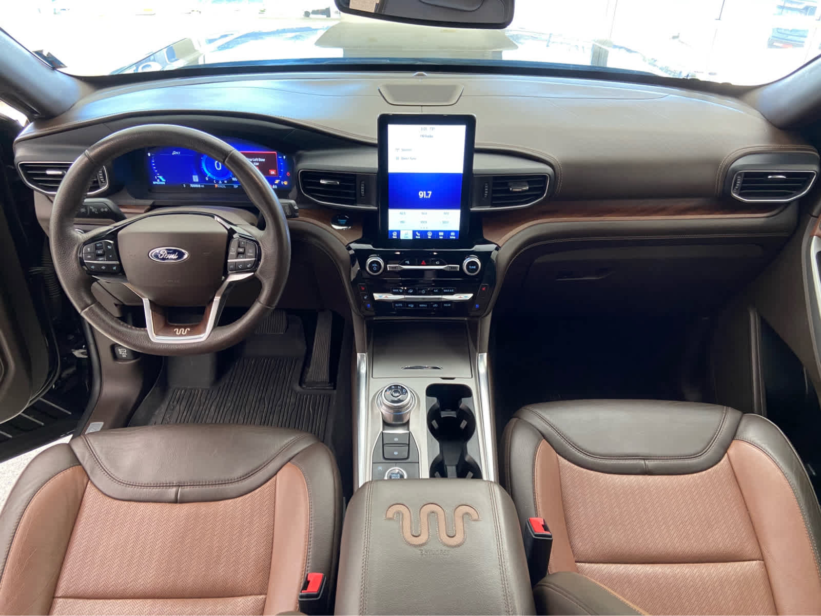 Used 2022 Ford Explorer King Ranch w/ Class IV Trailer Tow Package AWD/4WD image 23