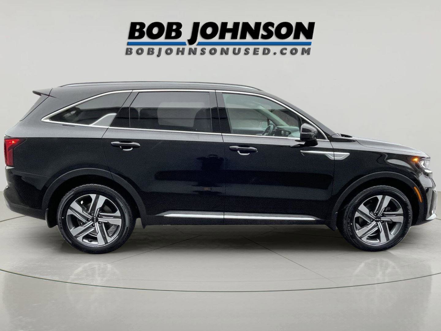 Used 2023 Kia Sorento EX image 2