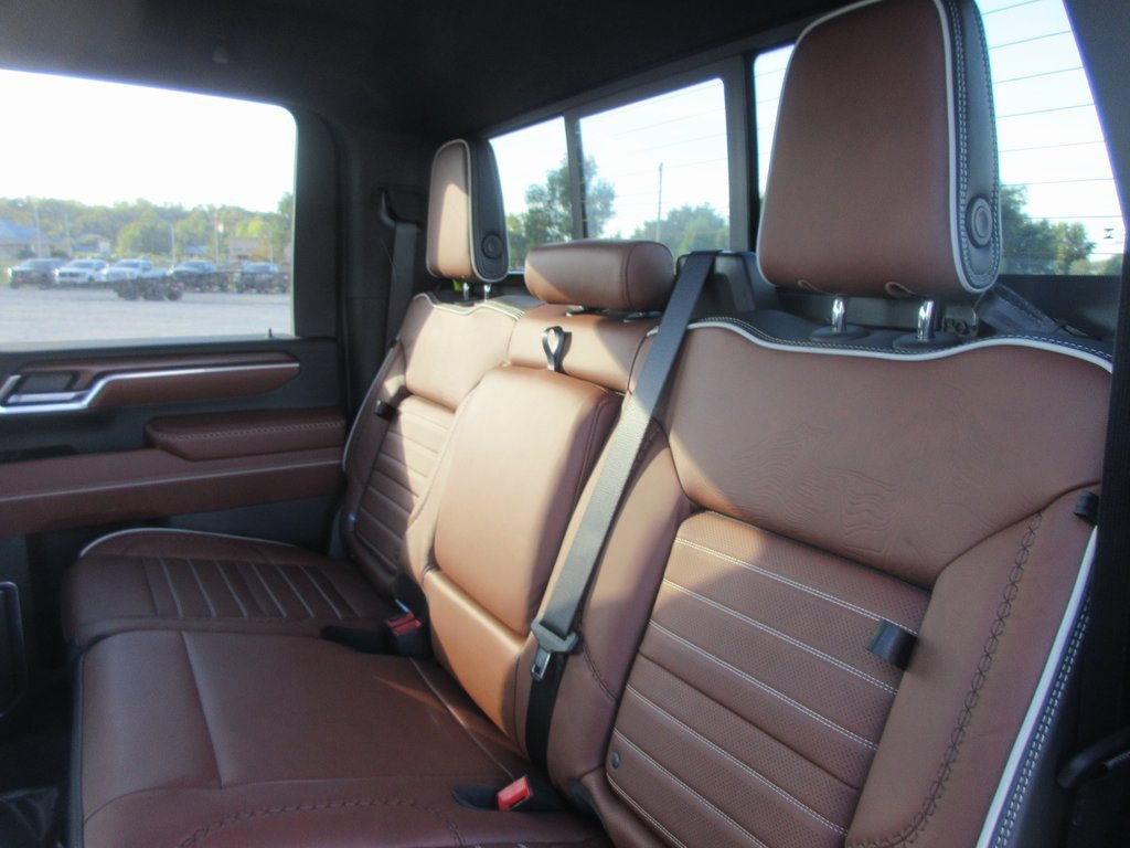 New 2026 GMC Sierra 2500 Denali Ultimate image 15