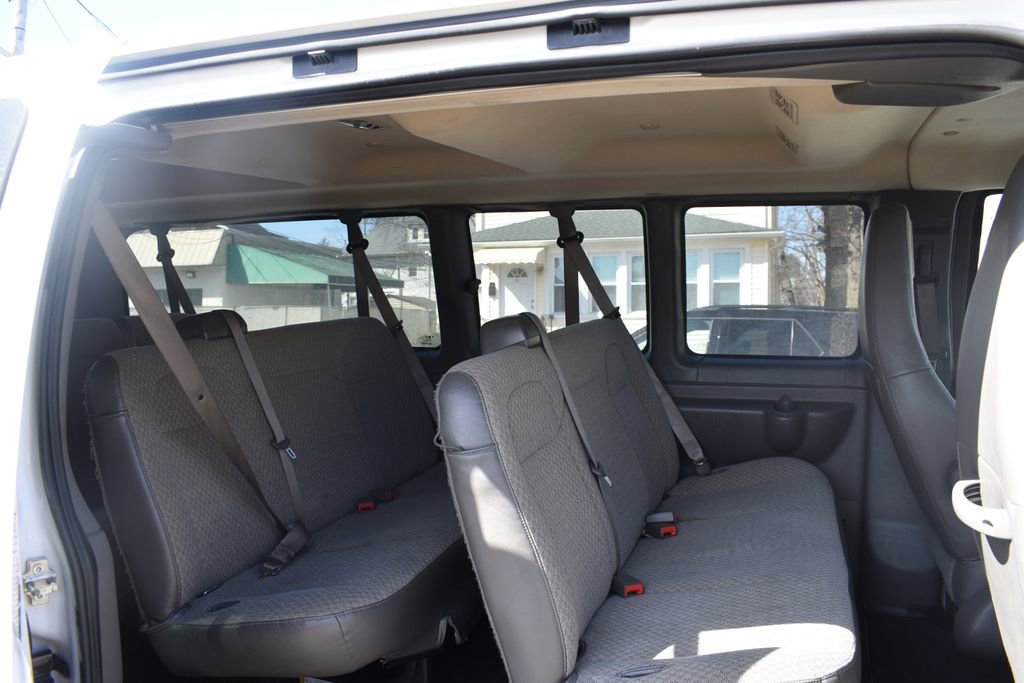 Used 2023 Chevrolet Express 3500 LT w/ LT Preferred Equipment Group RWD image 24