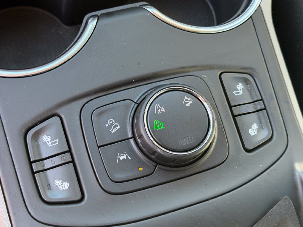 Used 2022 GMC Terrain SLE w/ Driver Convenience Package AWD/4WD image 22