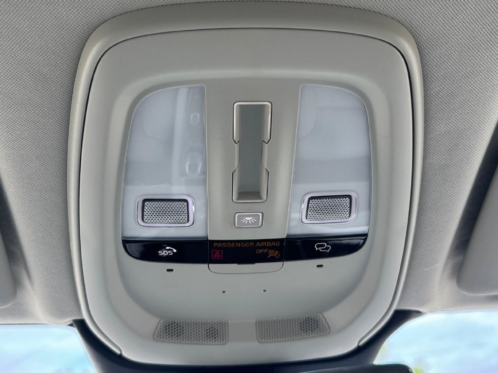 Certified 2026 Volvo XC60 B5 Ultra AWD/4WD image 15
