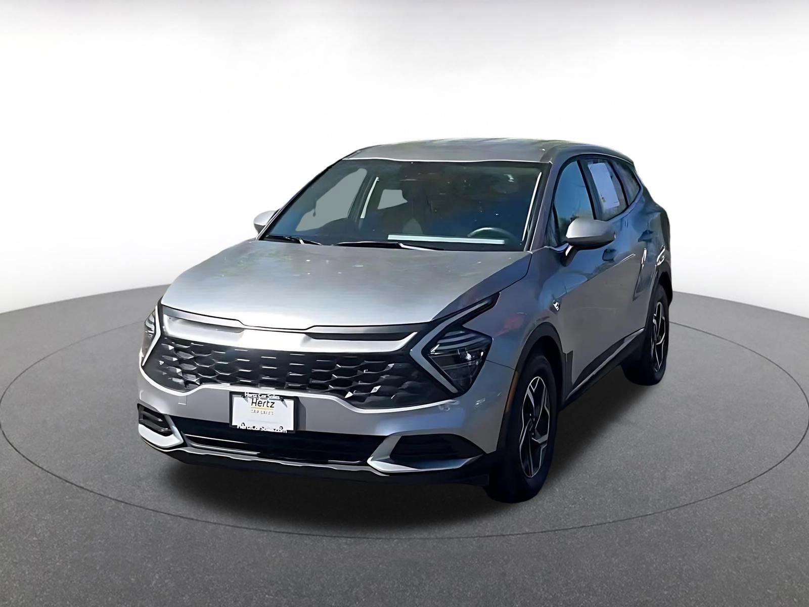 Used 2025 Kia Sportage LX image 7