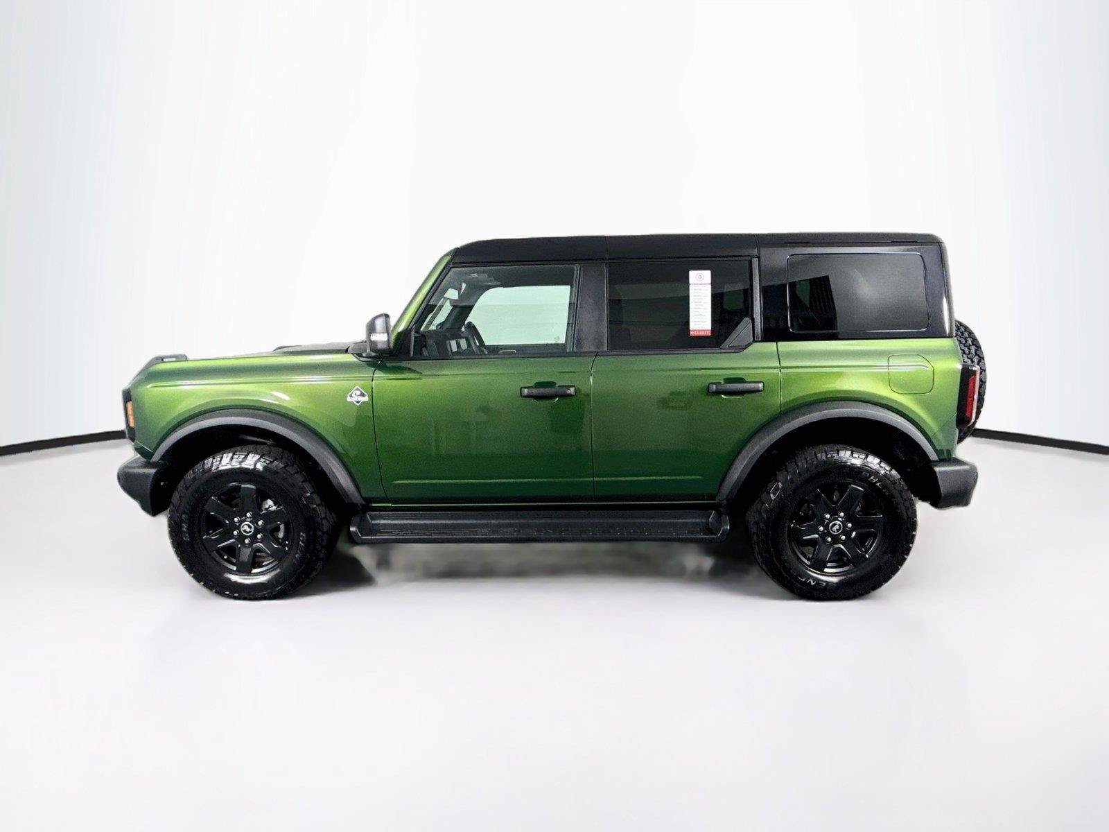 Used 2025 Ford Bronco Outer Banks AWD/4WD image 14