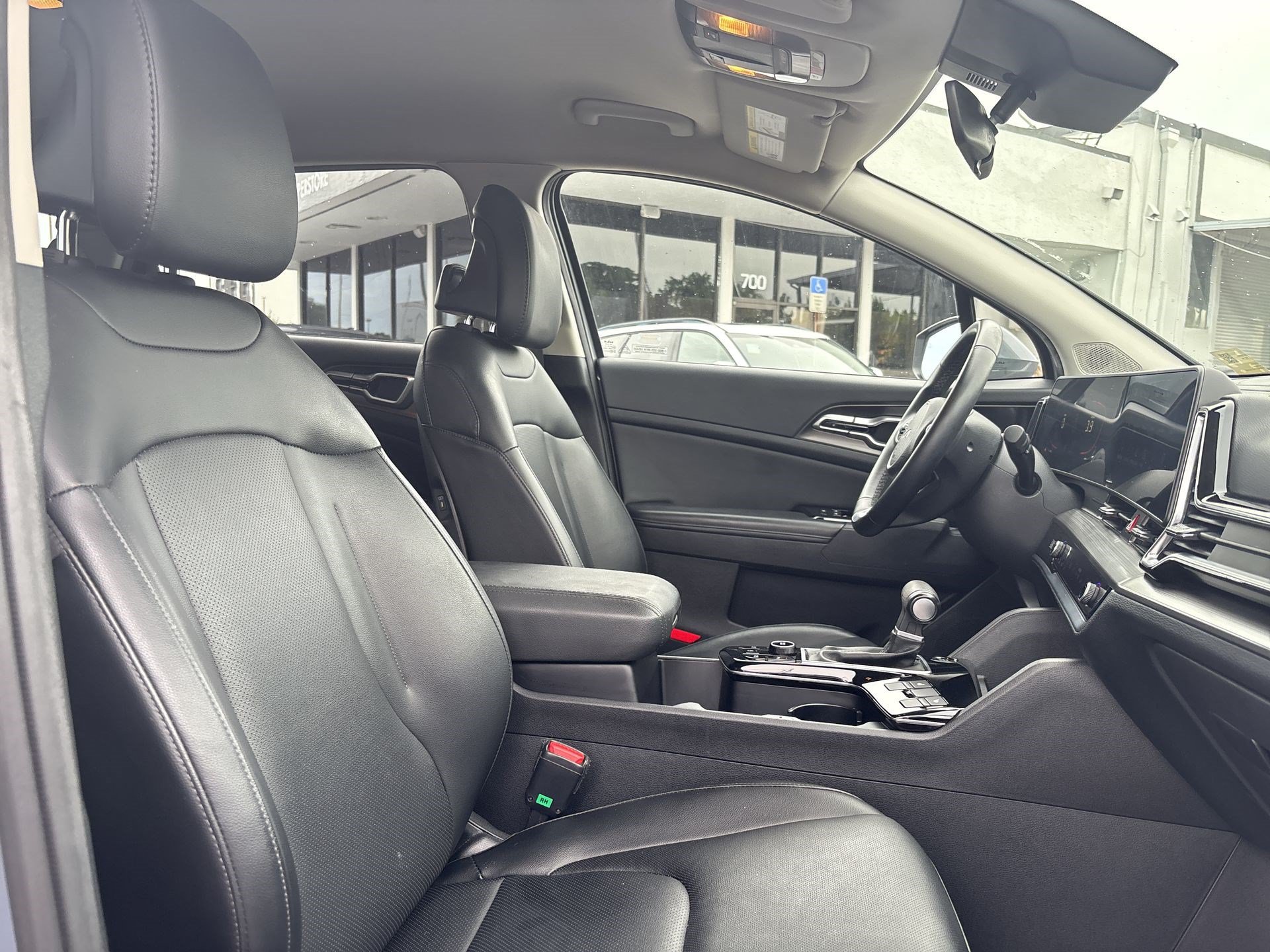 Used 2024 Kia Sportage EX FWD image 23