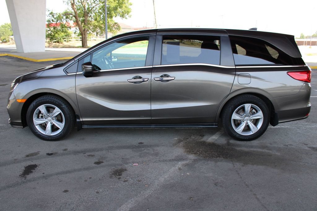 Used 2018 Honda Odyssey EX image 1