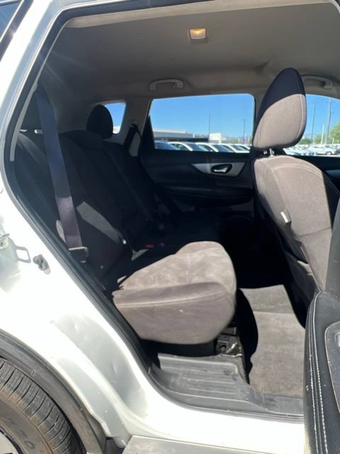Used 2016 Nissan Rogue S AWD/4WD image 30