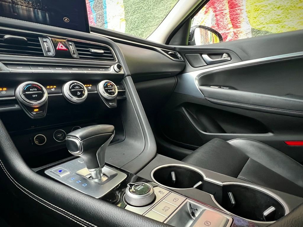 Used 2022 Genesis G70 2.0T image 58