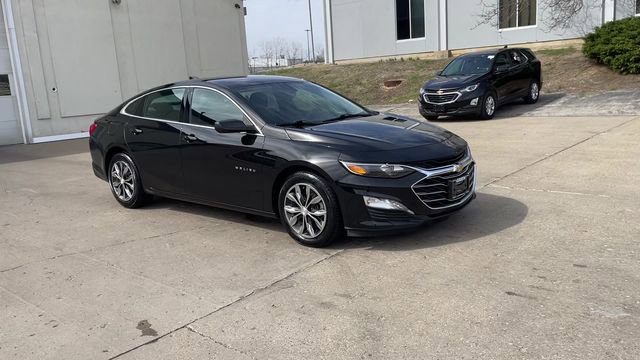 Used 2024 Chevrolet Malibu LT image 2