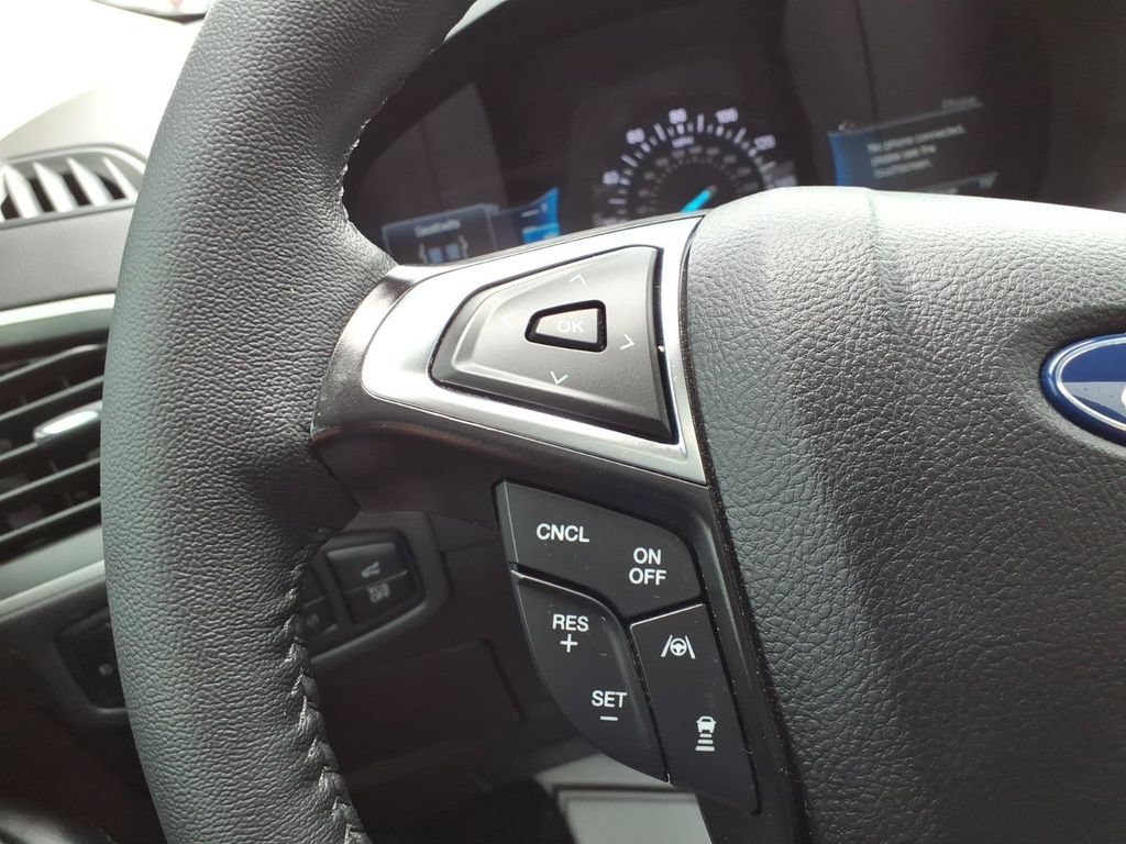 Certified 2024 Ford Edge SEL w/ Convenience Package AWD/4WD image 17