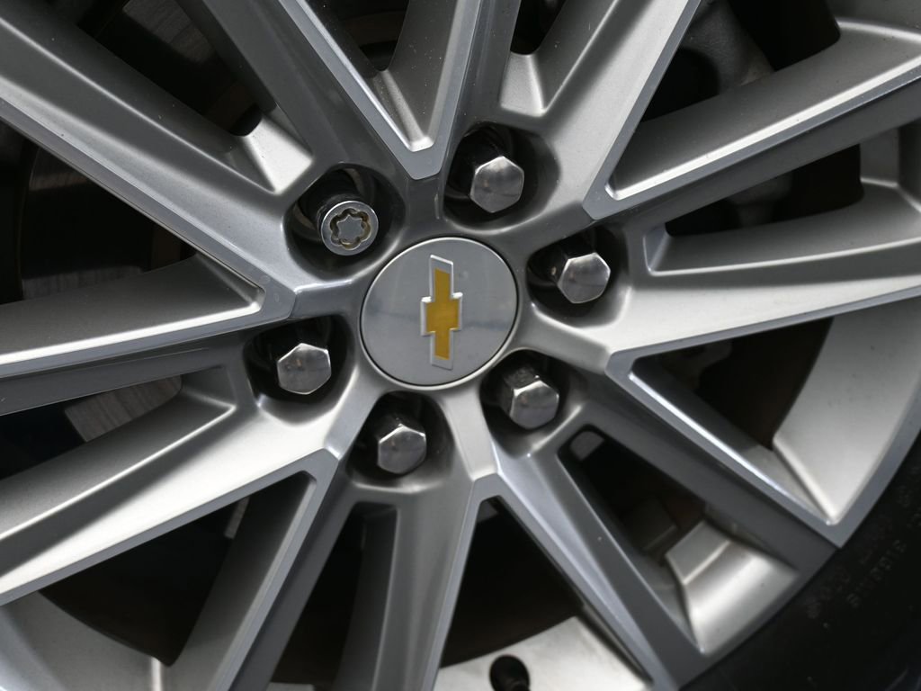 Used 2023 Chevrolet Traverse LT image 46