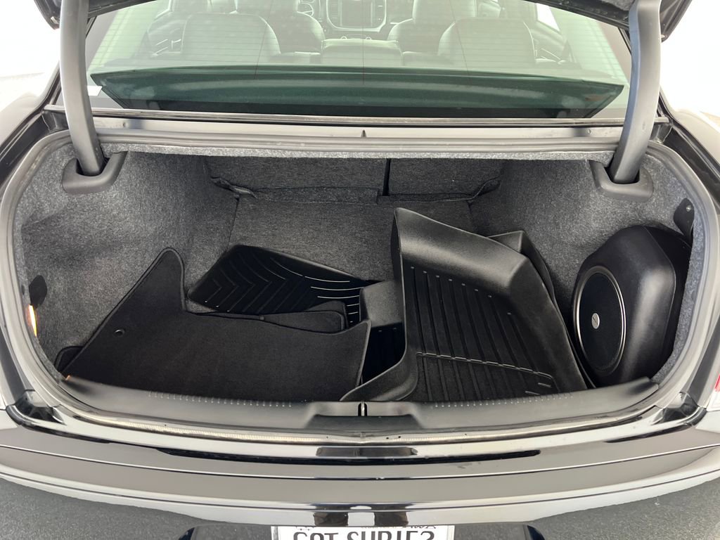 Used 2023 Chrysler 300 Touring L w/ Popular Equipment Group image 25