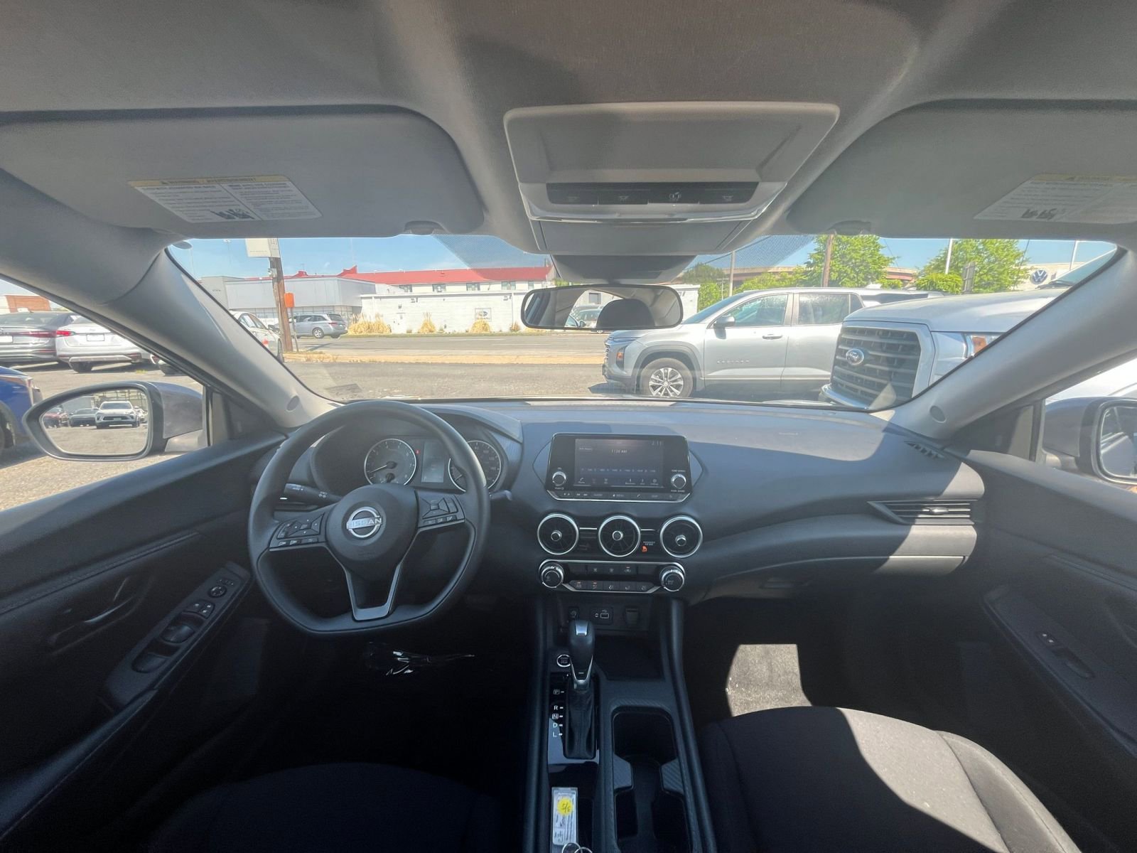 Used 2025 Nissan Sentra S FWD image 31