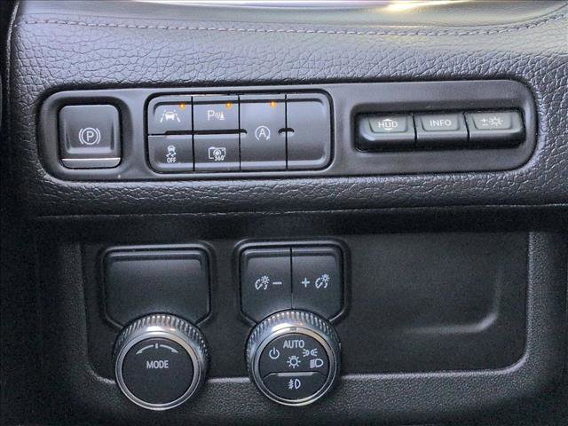 Certified 2023 GMC Yukon Denali RWD image 18