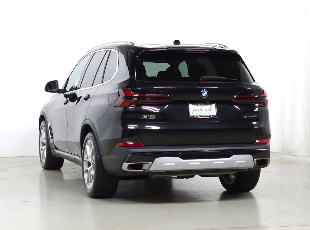 Used 2024 BMW X5 xDrive40i w/ Premium Package image 6