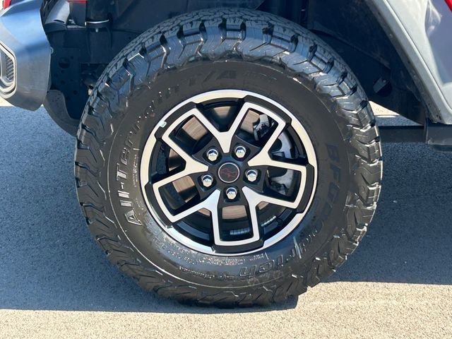 Used 2025 Jeep Wrangler Unlimited Rubicon AWD/4WD image 11