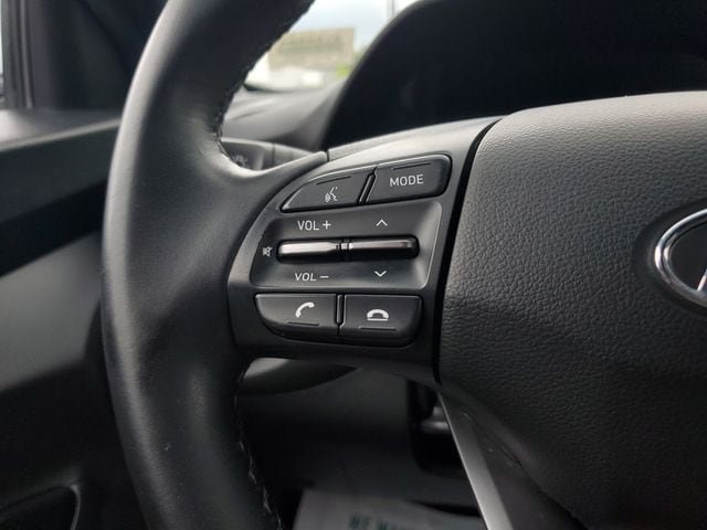 Used 2019 Hyundai Veloster 2.0 Premium FWD image 19
