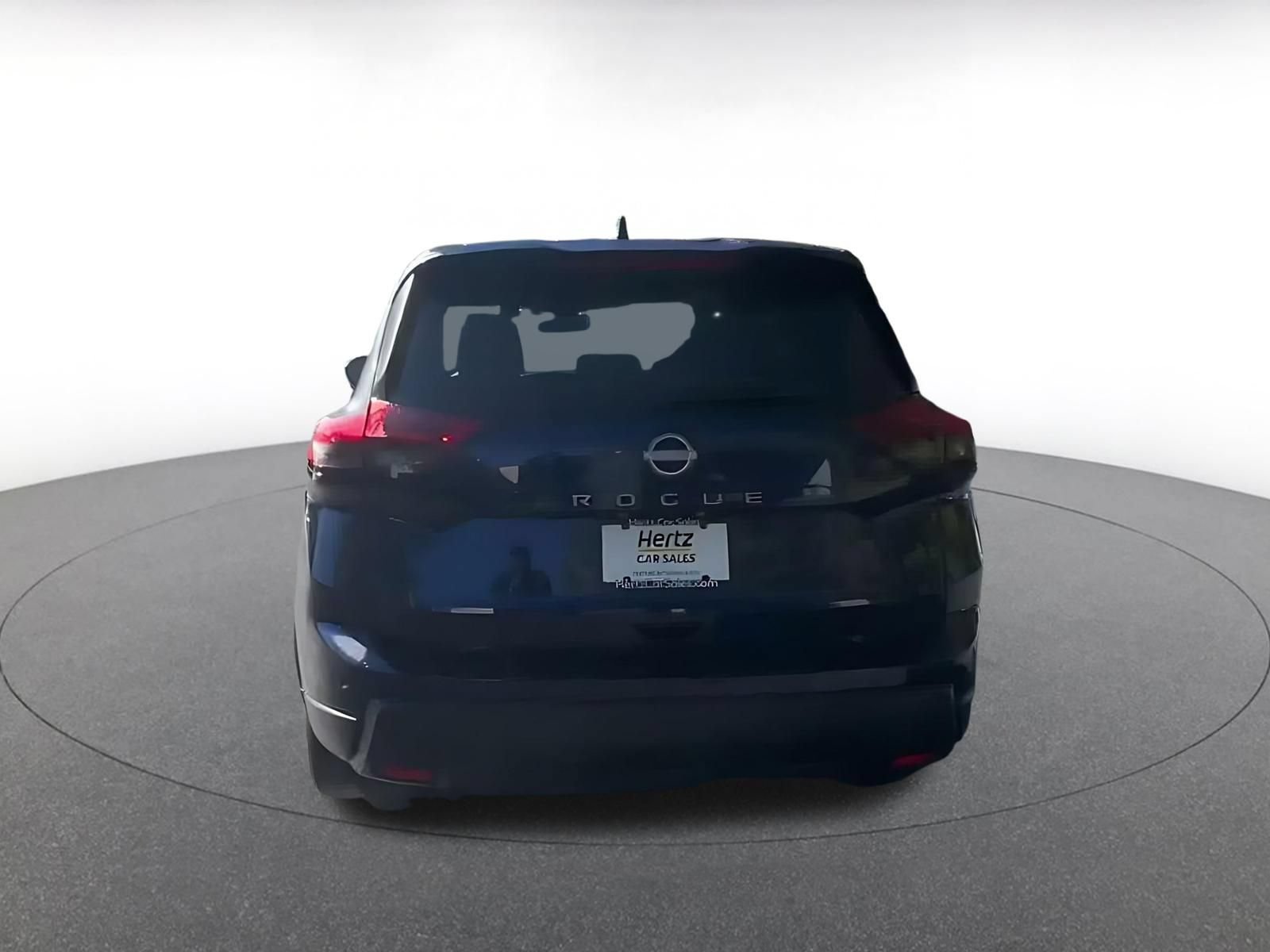 Used 2025 Nissan Rogue SV FWD image 12