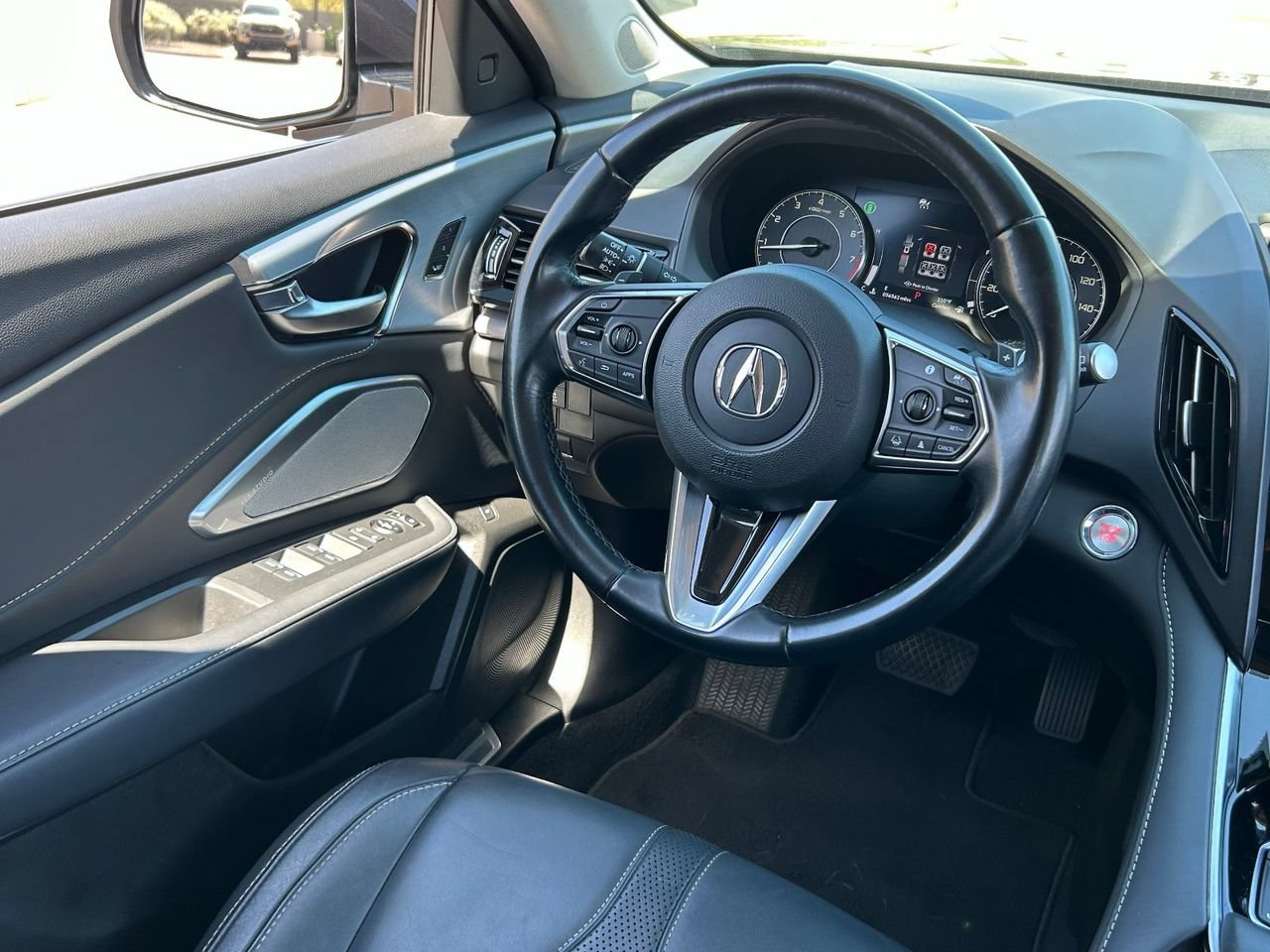Used 2022 Acura RDX FWD w/ Technology Package image 18