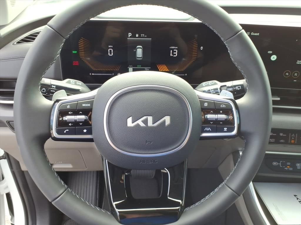 New 2026 Kia Carnival EX image 19